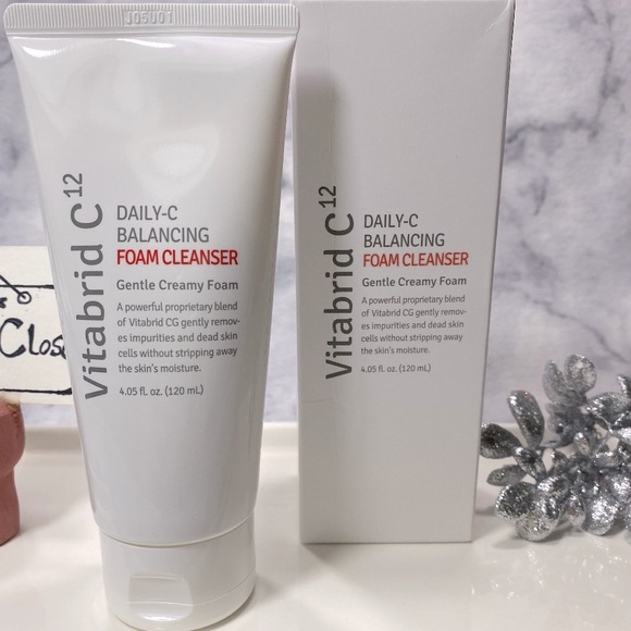 Vitabrid C12 Daily-C Foam Cleanser, antioxidants, NEW - Full Size 4 oz/120 ml - Picture 2 of 10